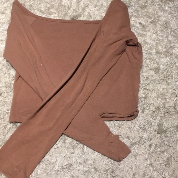 Crop top - Picture 3 of 4